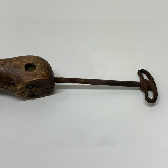 Early 20th Century Patented Antique G E Belcher & Stoughton #2 Shoe Stretcher - Picture 16 of 16